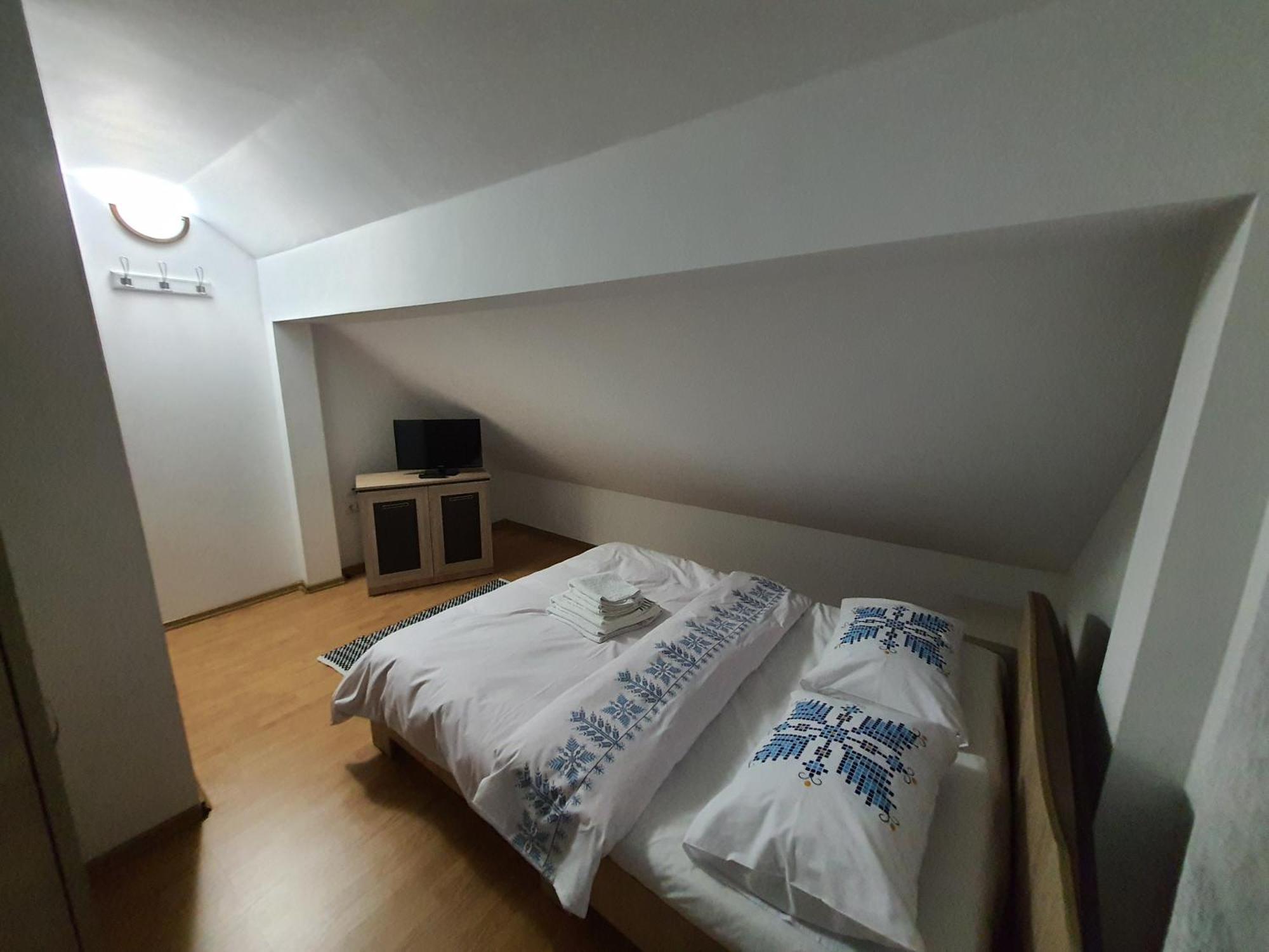 Casa Alma 호텔 Borşa 객실 사진